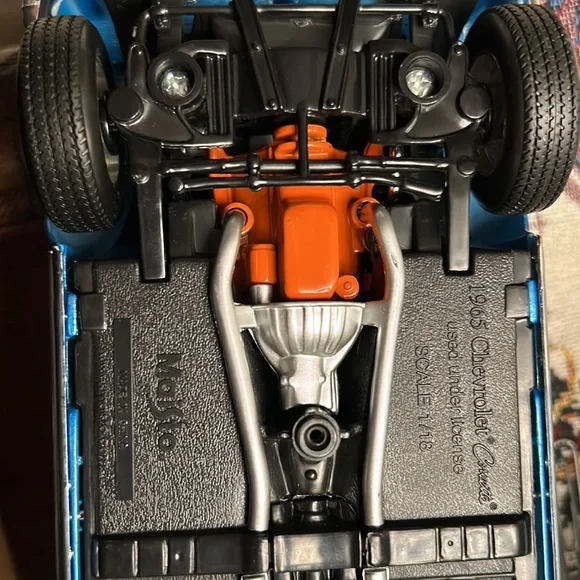 1965 all metal with rubber tires scale 1/18 - Picture 12 of 14